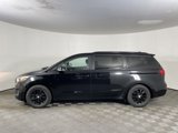 Used 2017 Kia Sedona LX w/ LX Essentials Premium Package image 3