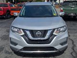 Used 2020 Nissan Rogue SV image 3