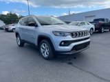 New 2025 Jeep Compass Latitude image 5