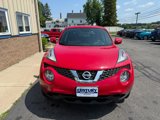 Used 2015 Nissan Juke SV image 2