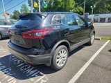 Used 2022 Nissan Rogue Sport S image 3