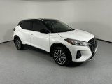 Used 2021 Nissan Kicks SV image 3