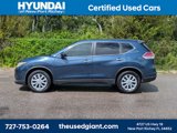Used 2015 Nissan Rogue S image 2