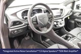 New 2025 Chrysler Pacifica Select image 4
