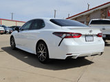 Used 2023 Toyota Camry SE image 2