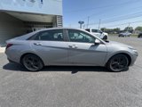 Used 2021 Hyundai Elantra SEL w/ Convenience Package image 2