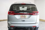 Used 2021 Chrysler Pacifica Touring-L image 5