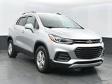 Used 2020 Chevrolet Trax LT w/ LT Convenience Package image 2