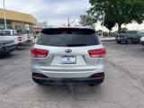 Used 2018 Kia Sorento LX image 4
