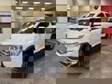 Used 2018 GMC Acadia SLE w/ Driver Alert Package I image 3