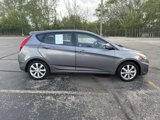 Used 2014 Hyundai Accent SE image 5