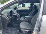Used 2022 Chevrolet Equinox LT image 2