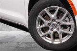 Used 2023 Chrysler Voyager LX image 3