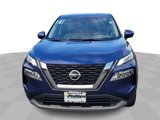 Used 2021 Nissan Rogue SV image 3