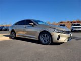 Used 2022 Kia K5 LXS image 2