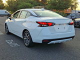 Used 2022 Nissan Versa SV image 4