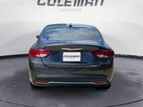 Used 2016 Chrysler 200 Limited image 4