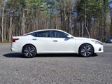Used 2022 Nissan Altima 2.5 SV image 2