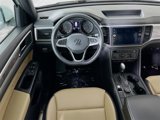 Used 2021 Volkswagen Atlas Cross Sport SE image 3