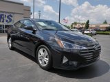 Used 2020 Hyundai Elantra SEL image 2