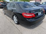 Used 2010 Mercedes-Benz E 550 4MATIC Sedan image 4