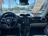 Used 2018 Jeep Renegade Latitude image 4