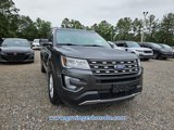 Used 2017 Ford Explorer XLT w/ Equipment Group 202A image 4