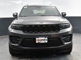 New 2025 Jeep Grand Cherokee Altitude image 2