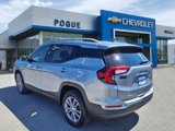 Used 2024 GMC Terrain SLT image 3