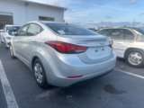 Used 2016 Hyundai Elantra SE image 4