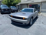 Used 2015 Dodge Challenger SXT image 2