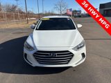 Used 2017 Hyundai Elantra SE image 2