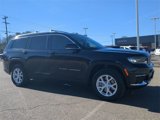 Used 2023 Jeep Grand Cherokee L Limited w/ Luxury Tech Group II image 2