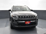 Used 2023 Jeep Compass Latitude image 3