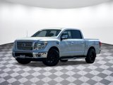 Used 2017 Nissan Titan SL image 2