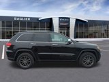 Used 2017 Jeep Grand Cherokee Limited image 2