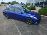 Used 2022 Hyundai Elantra SEL image 3