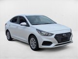 Used 2022 Hyundai Accent SE image 3