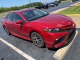Used 2021 Toyota Camry SE image 2