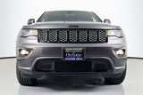 Used 2017 Jeep Grand Cherokee Altitude image 2