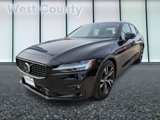 Certified 2025 Volvo S60 B5 Plus image 5