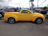 Used 2004 Chevrolet SSR w/ Preferred Equipment Group image 2