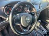 Used 2021 Jeep Cherokee Latitude Plus image 3