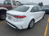 Used 2022 Toyota Corolla LE image 2