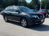 Used 2020 Nissan Pathfinder SV image 2