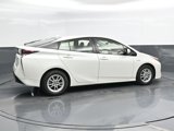 Used 2017 Toyota Prius Two image 4