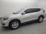 Used 2017 Nissan Rogue SV w/ SV Premium Package image 2