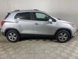 Used 2019 Chevrolet Trax LT w/ LT Convenience Package image 2