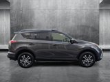 Used 2018 Toyota RAV4 LE image 4