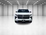 Used 2024 Chevrolet Traverse LT image 2